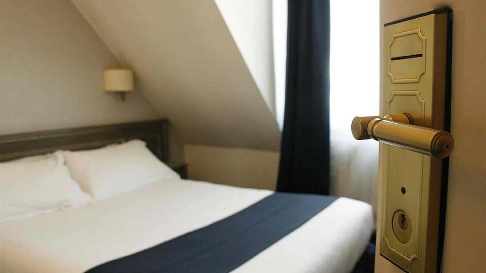 Hotel Chateau D'Eau Parigi